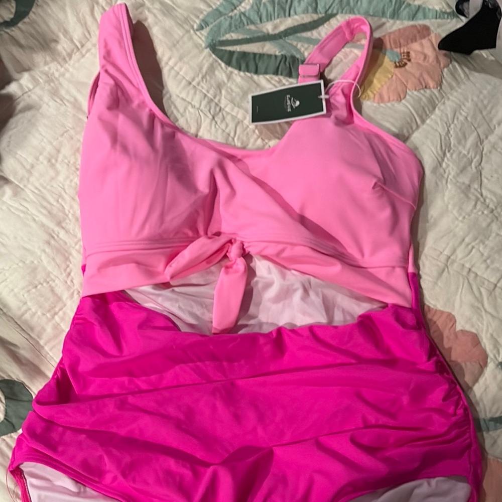 Flattering quality 1 piece tie front pink tummy control size XL swimsuit.NEW #59
